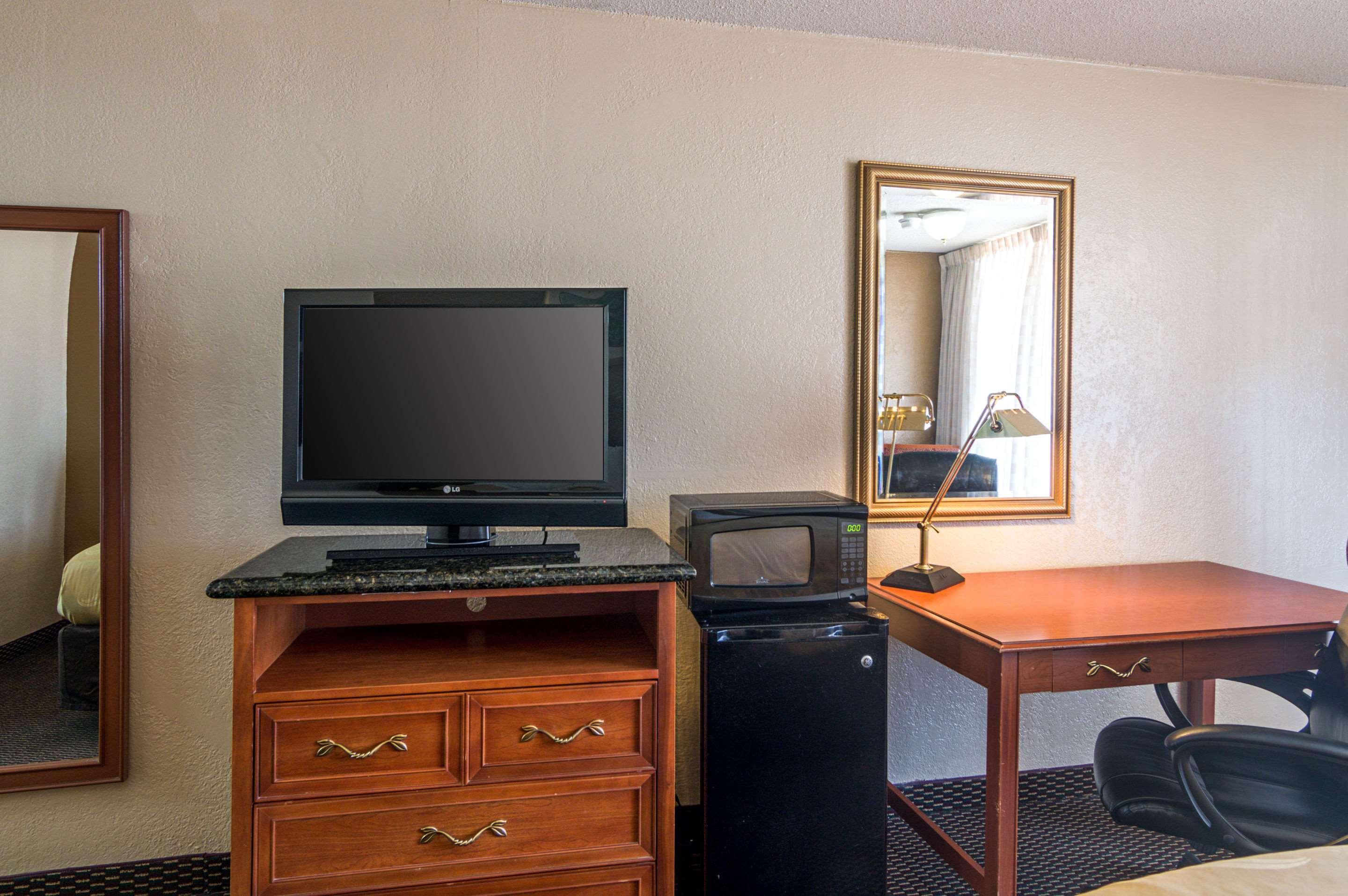 Quality Inn Shawnee I-40 Exterior foto