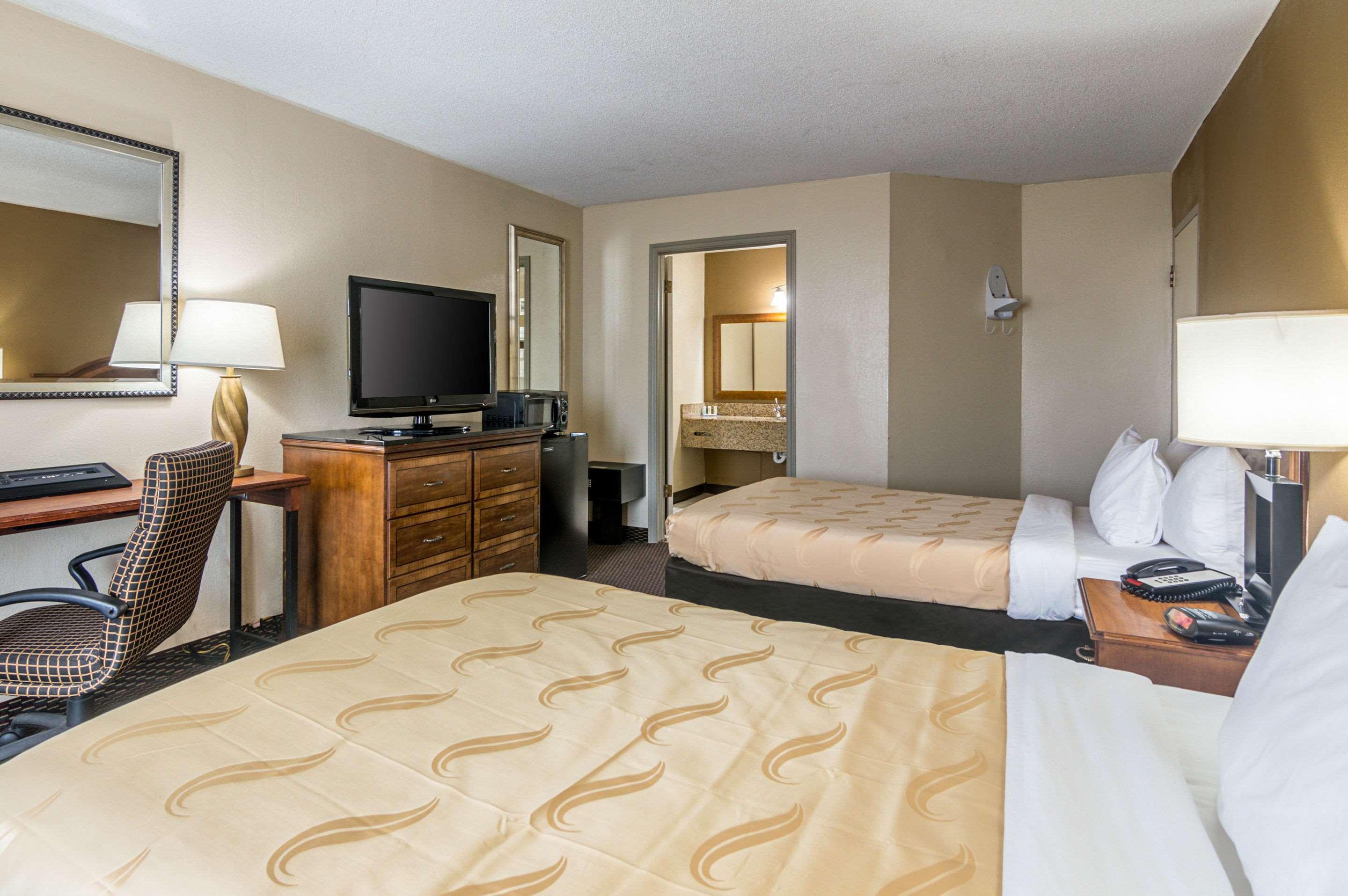 Quality Inn Shawnee I-40 Exterior foto