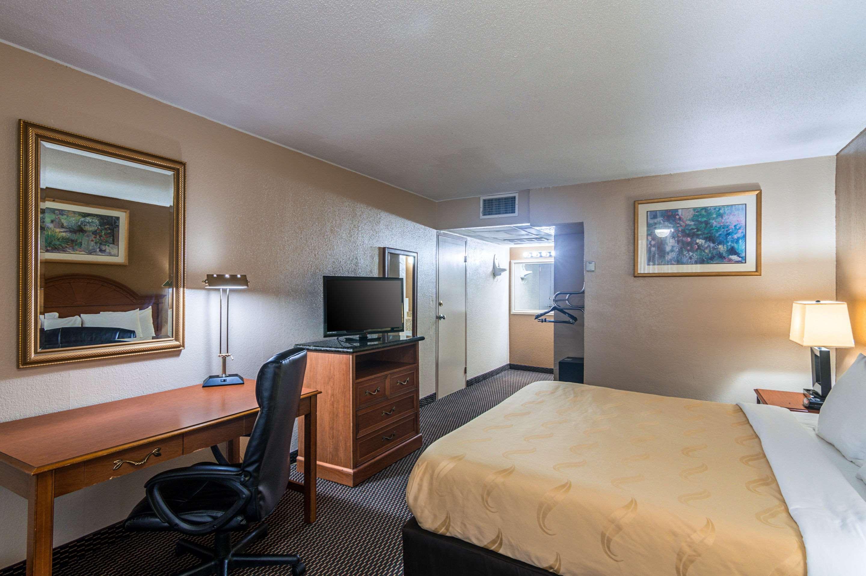 Quality Inn Shawnee I-40 Exterior foto