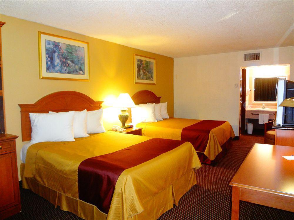 Quality Inn Shawnee I-40 Exterior foto