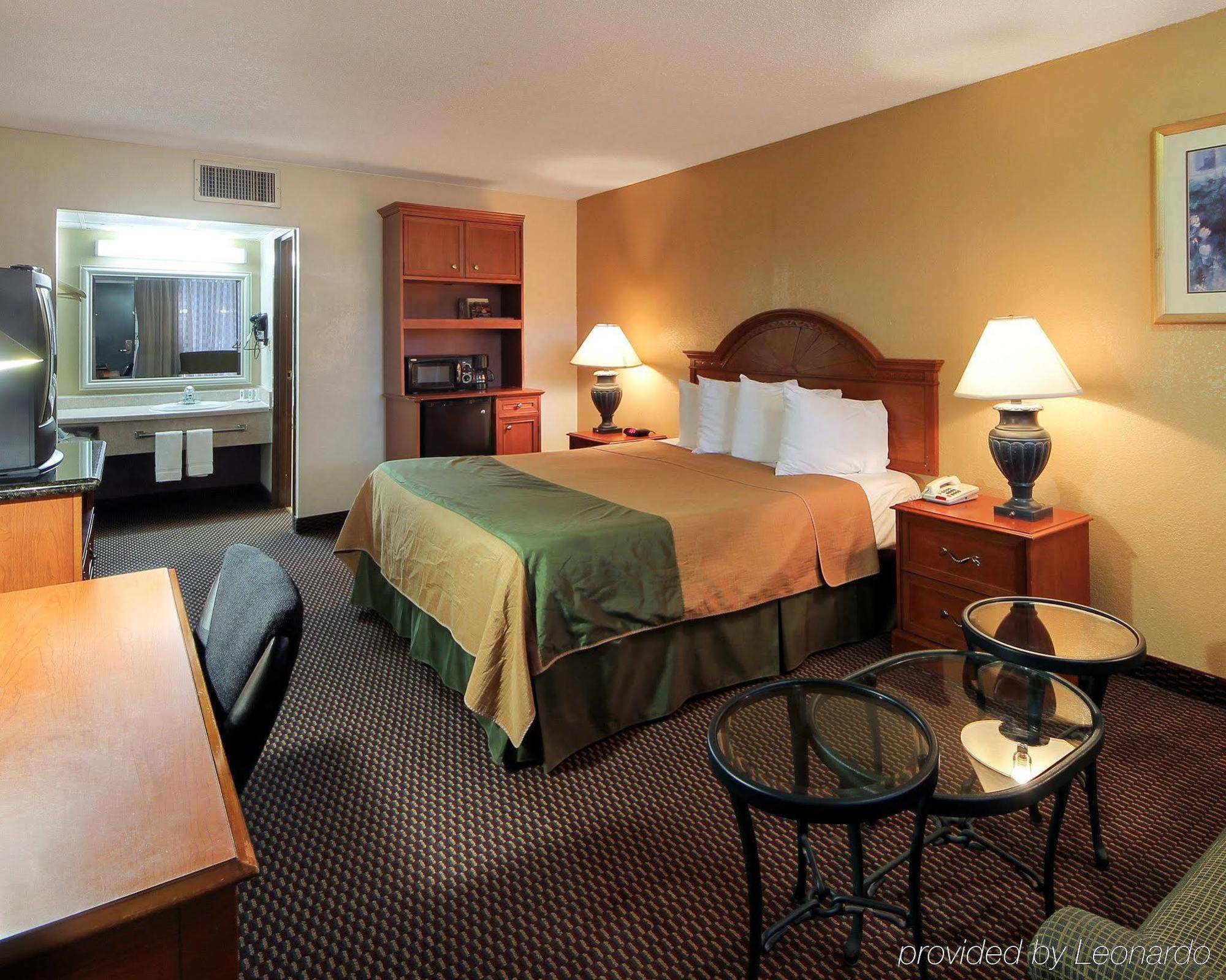 Quality Inn Shawnee I-40 Exterior foto