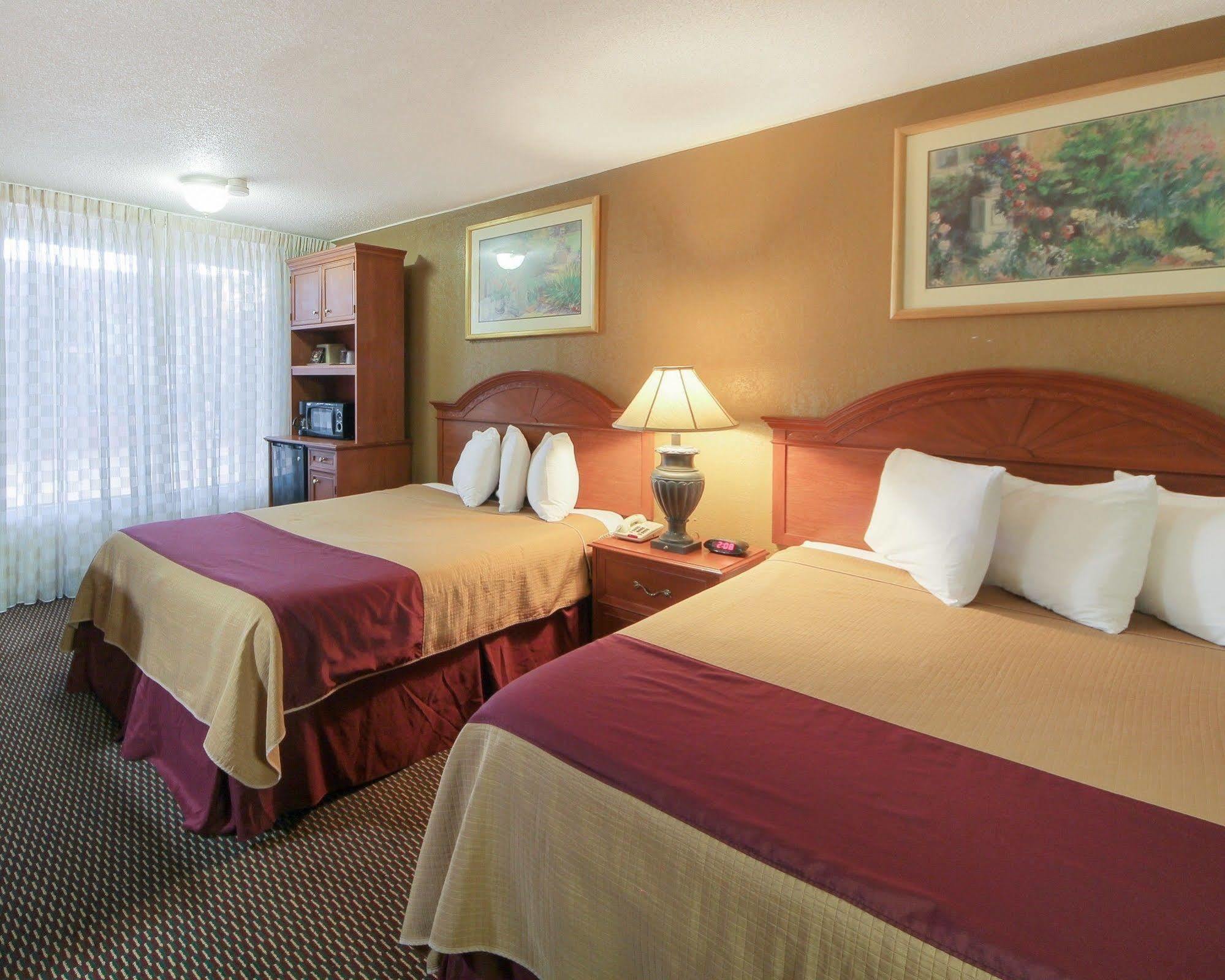 Quality Inn Shawnee I-40 Exterior foto