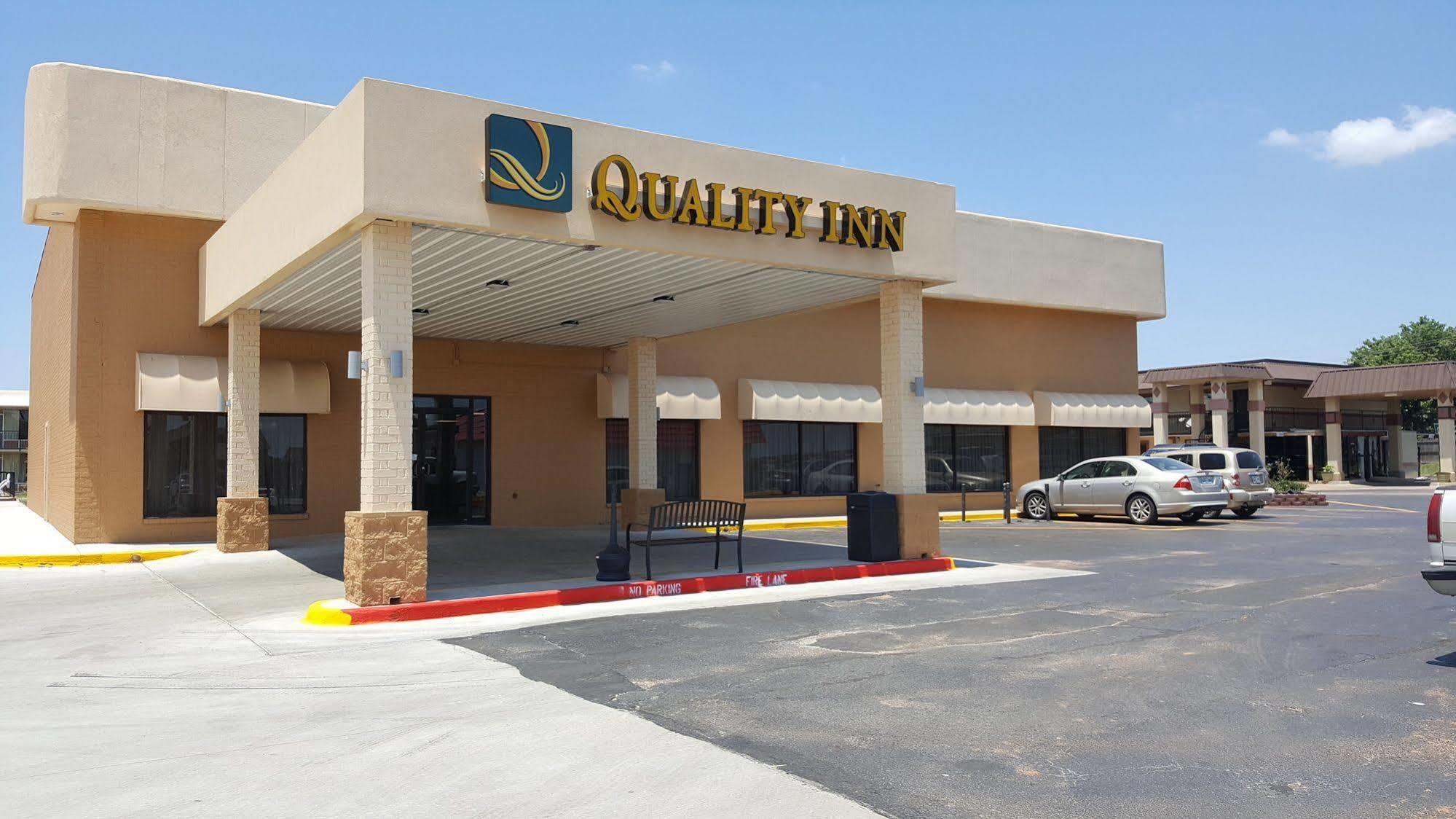 Quality Inn Shawnee I-40 Exterior foto