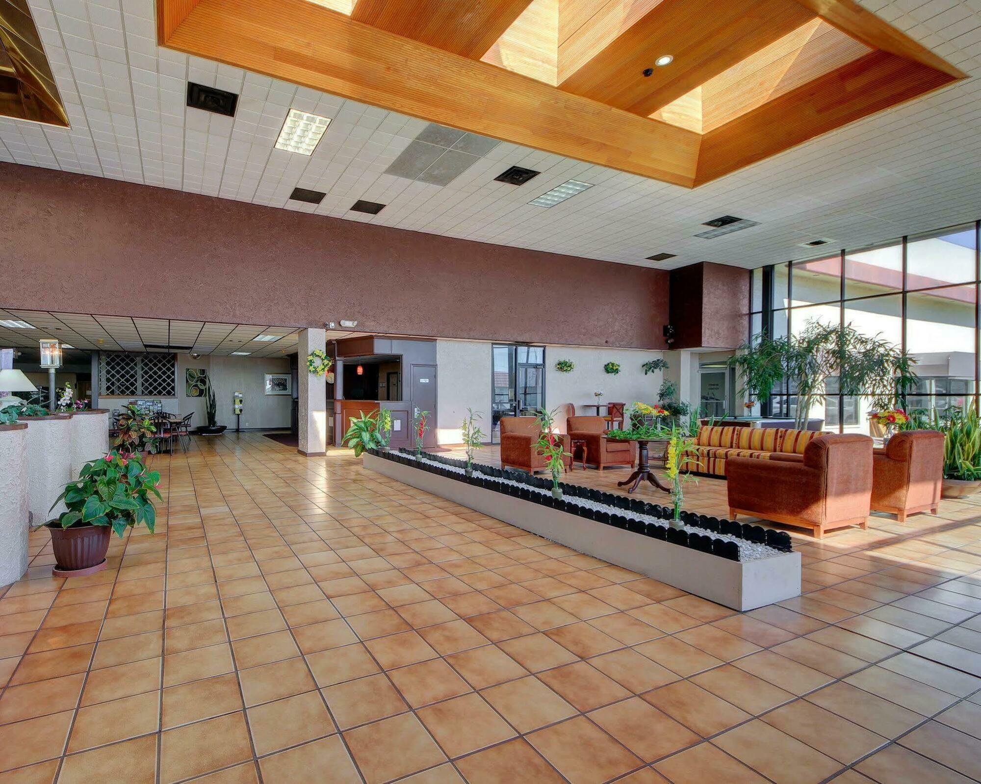 Quality Inn Shawnee I-40 Exterior foto